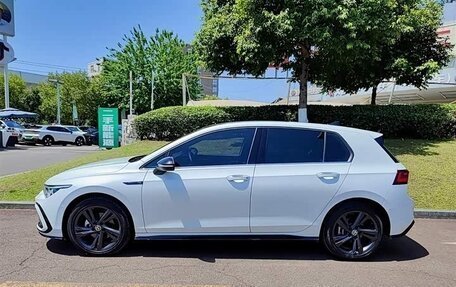 Volkswagen Golf VIII, 2021 год, 2 010 000 рублей, 5 фотография