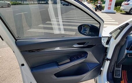 Volkswagen Golf VIII, 2021 год, 2 010 000 рублей, 9 фотография