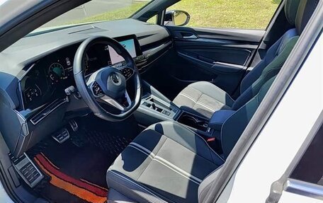 Volkswagen Golf VIII, 2021 год, 2 010 000 рублей, 6 фотография