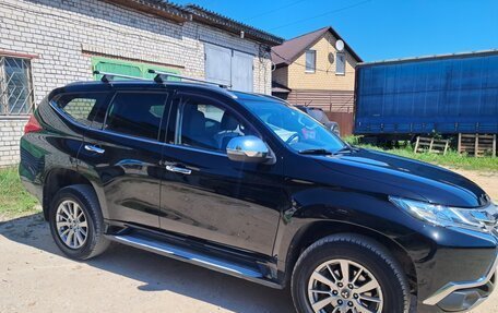 Mitsubishi Pajero Sport III рестайлинг, 2019 год, 3 550 000 рублей, 3 фотография