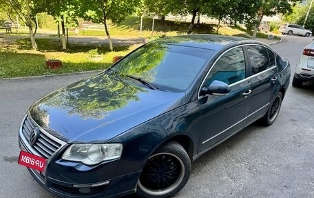 Volkswagen Passat B6, 2006 год, 609 000 рублей, 3 фотография