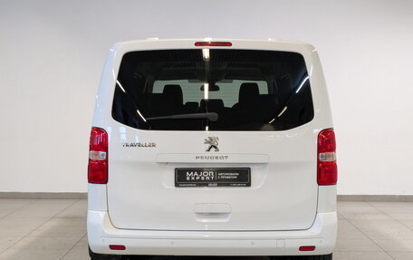 Peugeot Traveller I, 2019 год, 3 350 000 рублей, 6 фотография
