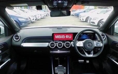 Mercedes-Benz GLB, 2022 год, 2 700 000 рублей, 6 фотография