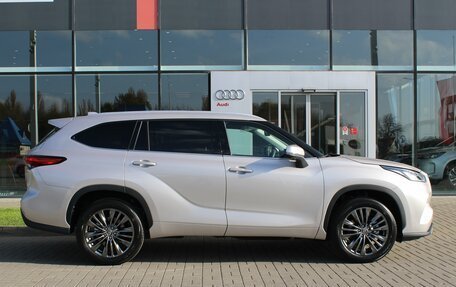 Toyota Highlander, 2026 год, 5 570 000 рублей, 7 фотография