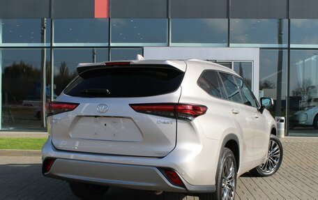 Toyota Highlander, 2026 год, 5 570 000 рублей, 2 фотография
