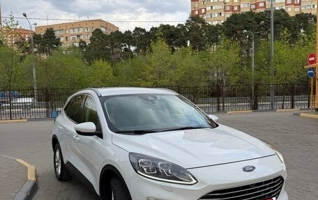 Ford Kuga III, 2021 год, 1 980 000 рублей, 4 фотография