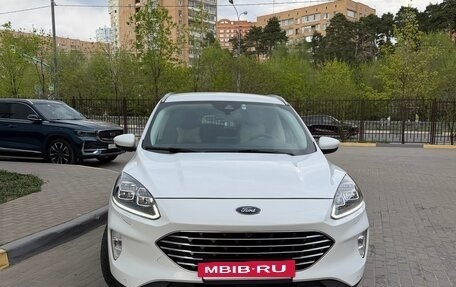 Ford Kuga III, 2021 год, 1 980 000 рублей, 3 фотография