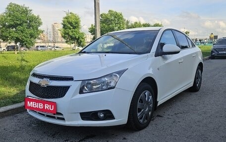 Chevrolet Cruze II, 2012 год, 585 000 рублей, 2 фотография