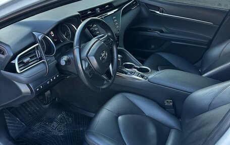 Toyota Camry, 2020 год, 2 500 000 рублей, 12 фотография