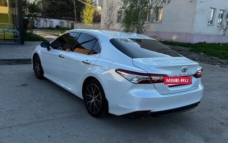 Toyota Camry, 2020 год, 2 500 000 рублей, 8 фотография
