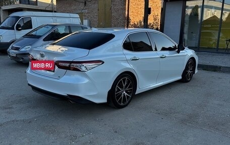 Toyota Camry, 2020 год, 2 500 000 рублей, 5 фотография