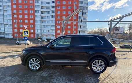 Volkswagen Tiguan II, 2018 год, 2 850 000 рублей, 6 фотография
