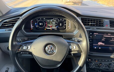 Volkswagen Tiguan II, 2018 год, 2 850 000 рублей, 8 фотография