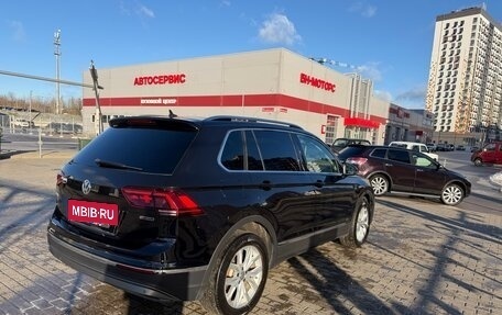 Volkswagen Tiguan II, 2018 год, 2 850 000 рублей, 4 фотография