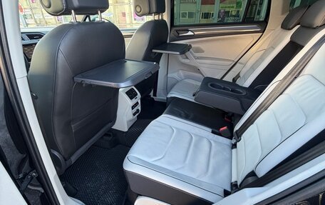 Volkswagen Tiguan II, 2018 год, 2 850 000 рублей, 31 фотография