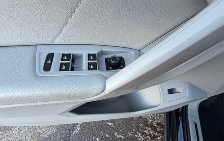 Volkswagen Tiguan II, 2018 год, 2 850 000 рублей, 28 фотография