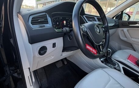 Volkswagen Tiguan II, 2018 год, 2 850 000 рублей, 25 фотография