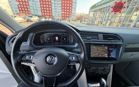 Volkswagen Tiguan II, 2018 год, 2 850 000 рублей, 33 фотография