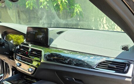 BMW 5 серия, 2019 год, 3 550 000 рублей, 23 фотография
