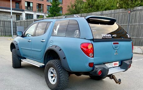 Mitsubishi L200 IV рестайлинг, 2007 год, 1 590 000 рублей, 4 фотография
