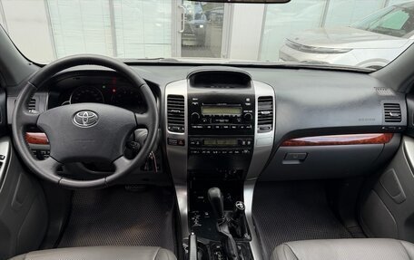 Toyota Land Cruiser Prado 120 рестайлинг, 2003 год, 1 390 000 рублей, 9 фотография