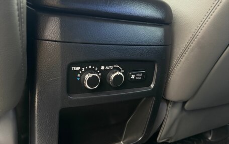 Toyota Land Cruiser Prado 120 рестайлинг, 2003 год, 1 390 000 рублей, 17 фотография