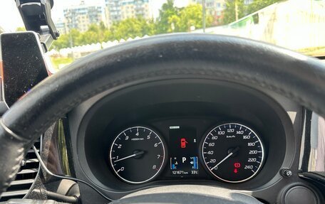 Mitsubishi Outlander III рестайлинг 3, 2015 год, 1 580 000 рублей, 10 фотография