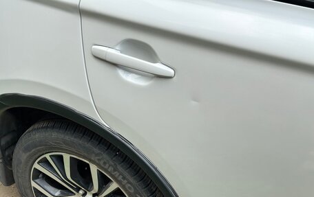 Mitsubishi Outlander III рестайлинг 3, 2015 год, 1 580 000 рублей, 23 фотография