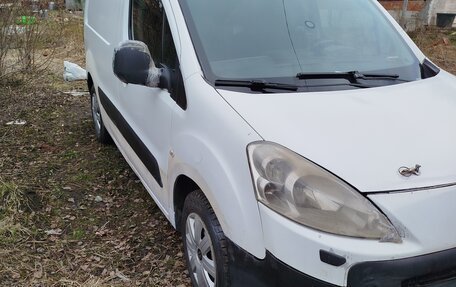 Peugeot Partner II рестайлинг 2, 2010 год, 300 000 рублей, 5 фотография