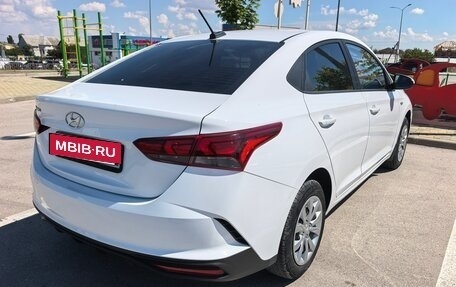 Hyundai Solaris II рестайлинг, 2021 год, 1 710 000 рублей, 3 фотография