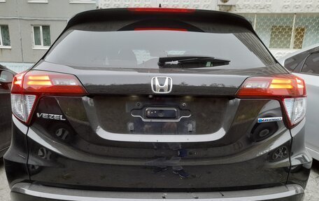 Honda Vezel, 2014 год, 1 390 000 рублей, 6 фотография