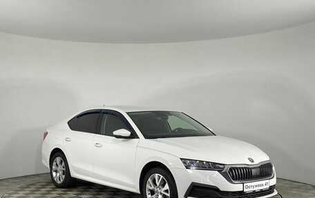 Skoda Octavia IV, 2021 год, 2 210 000 рублей, 2 фотография