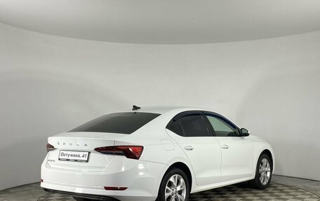 Skoda Octavia IV, 2021 год, 2 210 000 рублей, 5 фотография