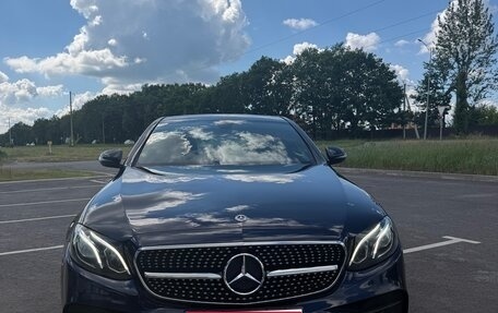 Mercedes-Benz E-Класс, 2020 год, 3 800 000 рублей, 1 фотография