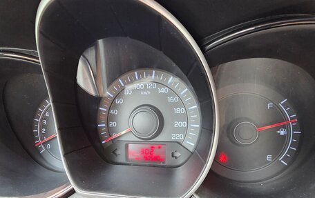KIA Rio III рестайлинг, 2012 год, 655 000 рублей, 37 фотография