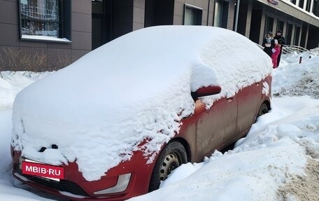 KIA Rio III рестайлинг, 2012 год, 655 000 рублей, 38 фотография