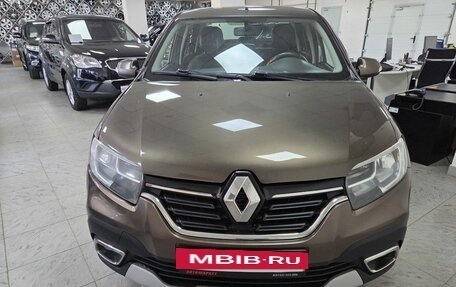 Renault Logan II, 2021 год, 949 000 рублей, 2 фотография