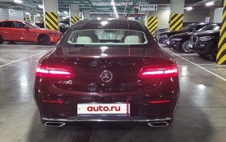 Mercedes-Benz E-Класс, 2018 год, 4 500 000 рублей, 8 фотография