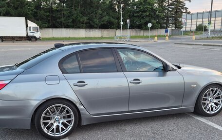 BMW 5 серия, 2007 год, 1 100 000 рублей, 3 фотография