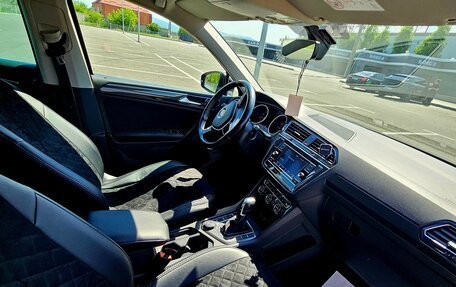 Volkswagen Tiguan II, 2018 год, 2 250 000 рублей, 8 фотография
