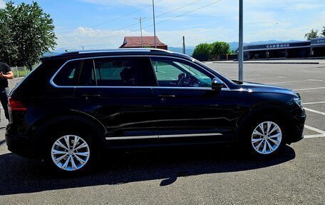 Volkswagen Tiguan II, 2018 год, 2 250 000 рублей, 7 фотография