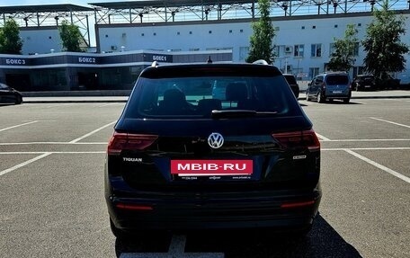 Volkswagen Tiguan II, 2018 год, 2 250 000 рублей, 5 фотография
