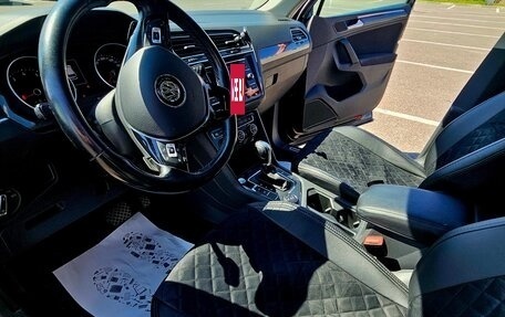 Volkswagen Tiguan II, 2018 год, 2 250 000 рублей, 12 фотография