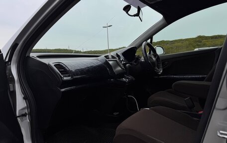 Honda Stream II, 2006 год, 750 000 рублей, 11 фотография