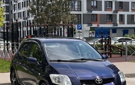 Toyota Auris II, 2008 год, 690 000 рублей, 2 фотография