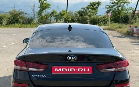 KIA Optima IV, 2019 год, 2 300 000 рублей, 4 фотография