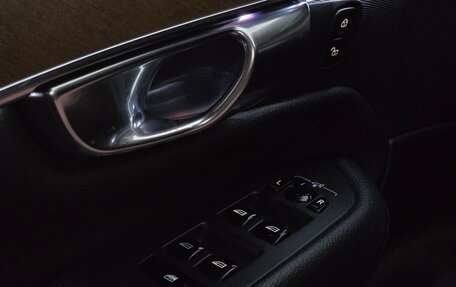 Volvo XC90 II рестайлинг, 2016 год, 3 499 900 рублей, 17 фотография