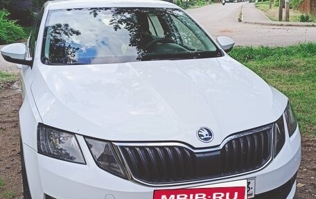 Skoda Octavia, 2018 год, 1 300 000 рублей, 3 фотография