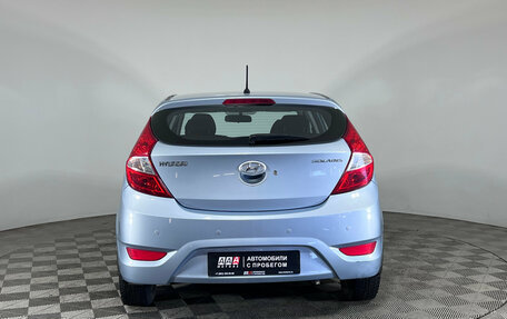 Hyundai Solaris II рестайлинг, 2012 год, 887 000 рублей, 5 фотография