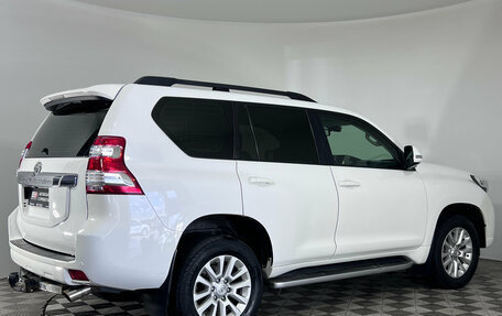 Toyota Land Cruiser Prado 150 рестайлинг 2, 2015 год, 3 497 000 рублей, 6 фотография
